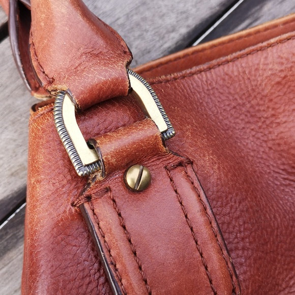 Vintage Cole Haan leather shoulder bag - Picture 6 of 16